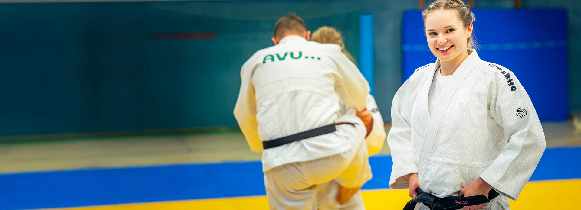 Judoteam In AVU-Trikots
